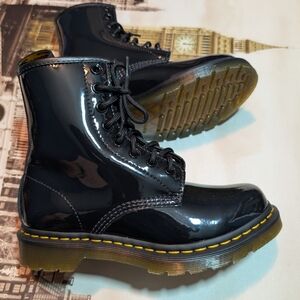 Dr. Martens Doc's 1406 Black Patent Leather Lace Up Boots Women's Size 7 No Box